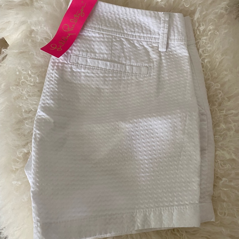 Lilly Pulitzer  Resort white shorts size 10